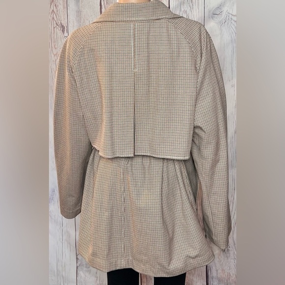 H&M Houndstooth Short Trench Coat Light Beige Size: L - Picture 6 of 13
